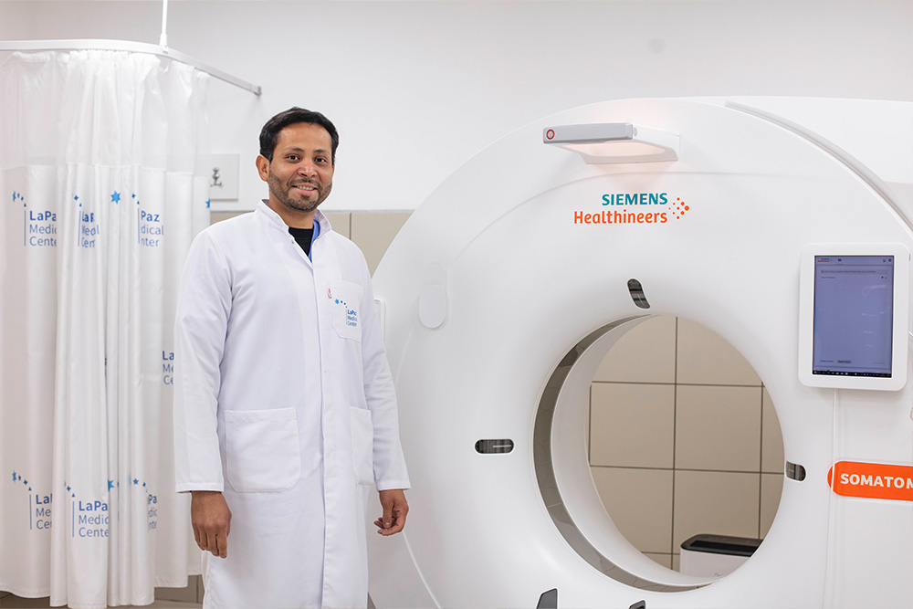 {"en":"Corporate photo 5","es":"Corporativo foto 5","fr":"Entreprise photo 5"}